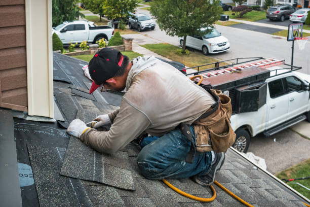 Professional Roofing technician working in Varna, IL